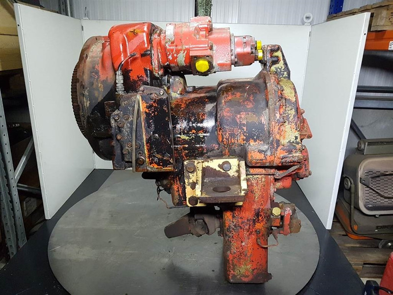 O & K L45 - Transmission/Getriebe/Transmissiebak - 기어박스 및 부품 건설기계 용 : 사진 4 O & K L45 - Transmission/Getriebe/Transmissiebak - 기어박스 및 부품 건설기계 용 : 사진 4