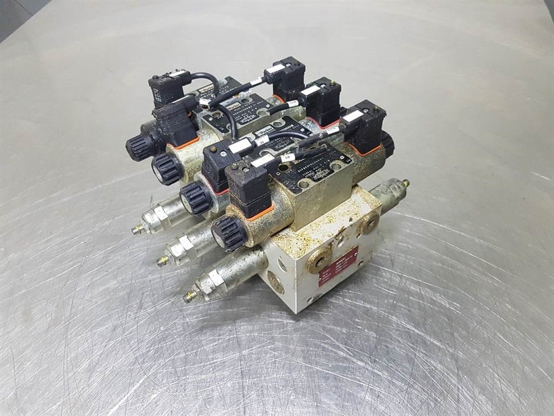 Parker D1FBE01HC0NMW011X944 - NG6 Valve - 유압 건설기계 용 : 사진 3 Parker D1FBE01HC0NMW011X944 - NG6 Valve - 유압 건설기계 용 : 사진 3