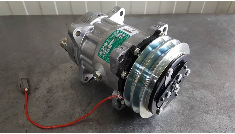 SANDEN SD7H15-S8227-Compressor/Kompressor/Aircopom - 엔진 및 부품 건설기계 용 : 사진 1 SANDEN SD7H15-S8227-Compressor/Kompressor/Aircopom - 엔진 및 부품 건설기계 용 : 사진 1