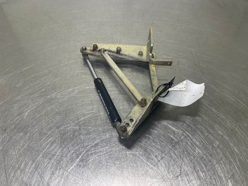 Schaeff SKL834-0451019030-Hinge right/Scharnier - 프레임/ 시 건설기계 용 : 사진 2 Schaeff SKL834-0451019030-Hinge right/Scharnier - 프레임/ 시 건설기계 용 : 사진 2