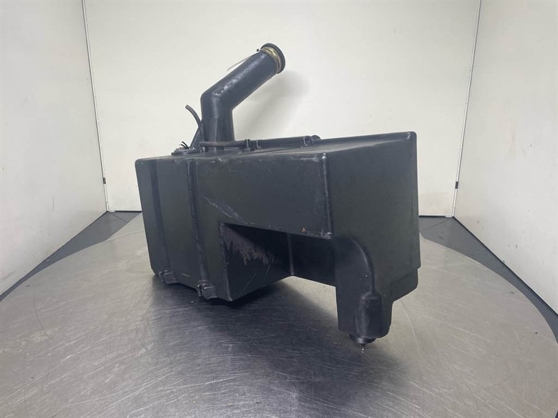Schaeff SKL834-5267010034/6414014102-Fuel tank - 프레임/ 시 건설기계 용 : 사진 4 Schaeff SKL834-5267010034/6414014102-Fuel tank - 프레임/ 시 건설기계 용 : 사진 4