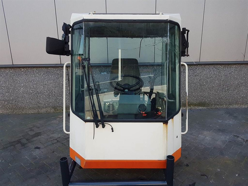 Schaeff SKL853-101980172-Cabin/Kabine/Cabine - 운전실 및 내부 건설기계 용 : 사진 1 Schaeff SKL853-101980172-Cabin/Kabine/Cabine - 운전실 및 내부 건설기계 용 : 사진 1