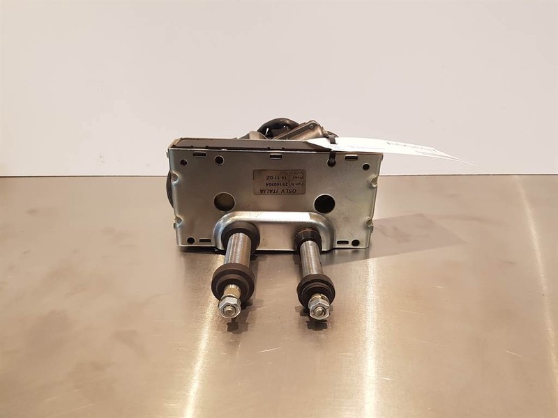 Terex TL/SKL-5388665416-OSLV-Wiper motor/Wischermotor - 전기 설비 건설기계 용 : 사진 1 Terex TL/SKL-5388665416-OSLV-Wiper motor/Wischermotor - 전기 설비 건설기계 용 : 사진 1