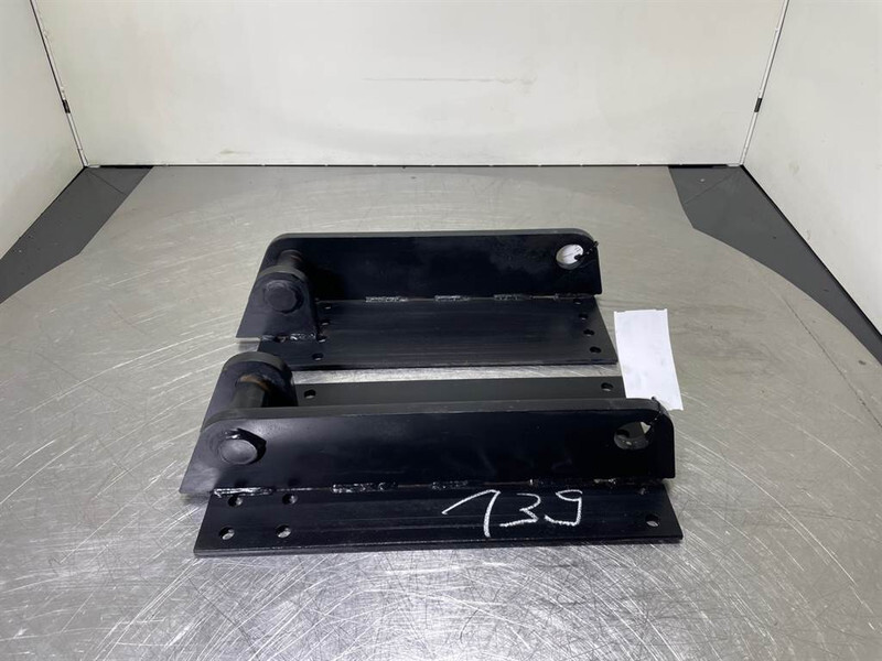 Terex TL/SKL/SKS - Adapter plate/Adapterplatte/Aanlasoor - 퀵 커플러 건설기계 용 : 사진 3 Terex TL/SKL/SKS - Adapter plate/Adapterplatte/Aanlasoor - 퀵 커플러 건설기계 용 : 사진 3