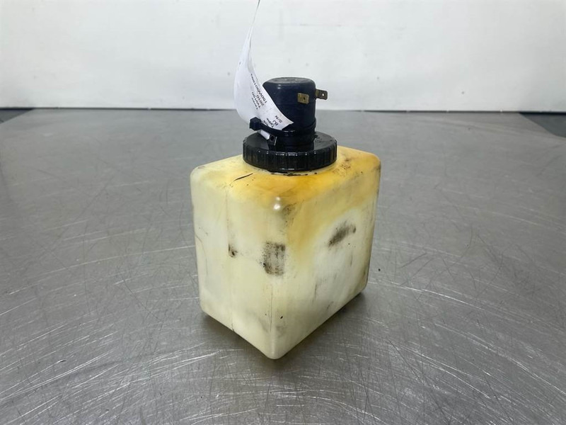 Terex TW150-3602515-Tank/Behälter/Reservoir - 운전실 및 내부 건설기계 용 : 사진 3 Terex TW150-3602515-Tank/Behälter/Reservoir - 운전실 및 내부 건설기계 용 : 사진 3