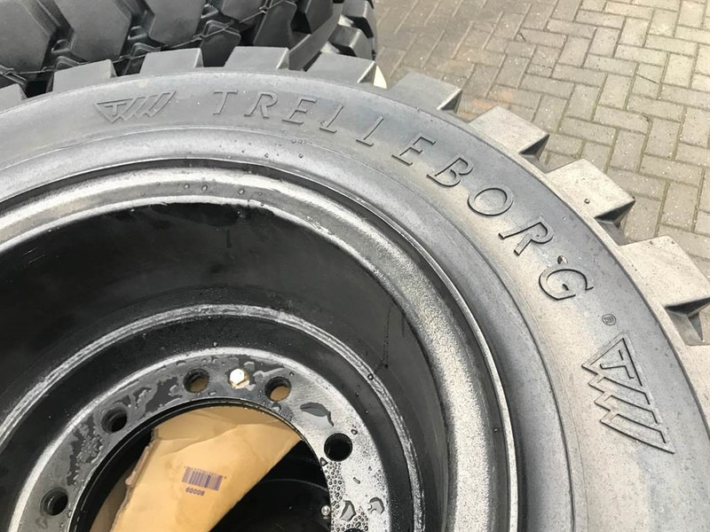 Trelleborg 10.00-20 Dual excavator solid-Tyre/Reifen/Banden - 휠 및 타이어 건설기계 용 : 사진 4 Trelleborg 10.00-20 Dual excavator solid-Tyre/Reifen/Banden - 휠 및 타이어 건설기계 용 : 사진 4
