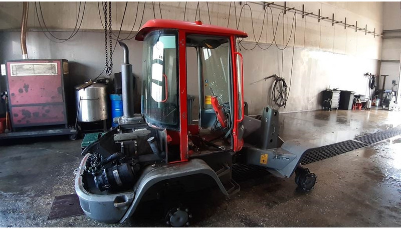 Volvo L 30 B-Z / X (For parts) - 휠 로더 : 사진 2 Volvo L 30 B-Z / X (For parts) - 휠 로더 : 사진 2