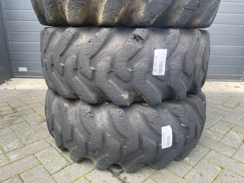 Volvo L30D-Firestone 12.5-20-Tire/Reifen/Band - 휠 및 타이어 건설기계 용 : 사진 4 Volvo L30D-Firestone 12.5-20-Tire/Reifen/Band - 휠 및 타이어 건설기계 용 : 사진 4