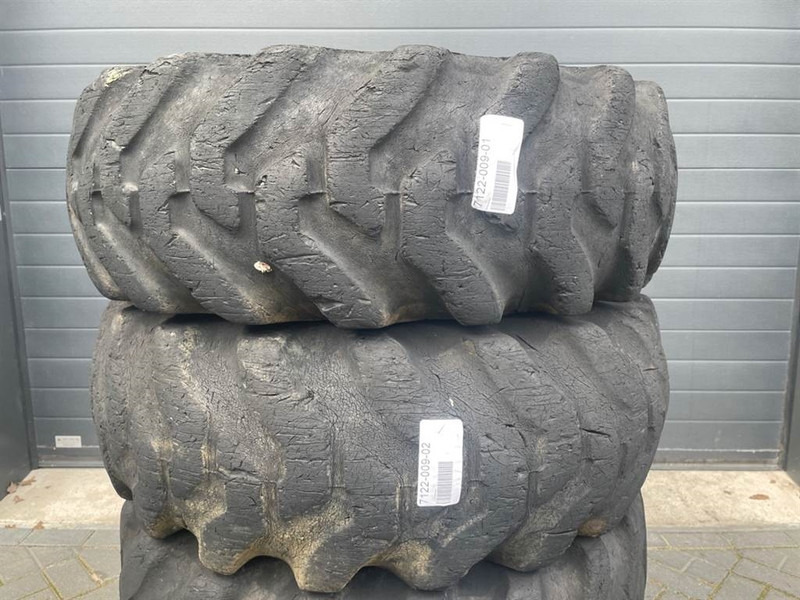 Volvo L30D-Firestone 12.5-20-Tire/Reifen/Band - 휠 및 타이어 건설기계 용 : 사진 3 Volvo L30D-Firestone 12.5-20-Tire/Reifen/Band - 휠 및 타이어 건설기계 용 : 사진 3