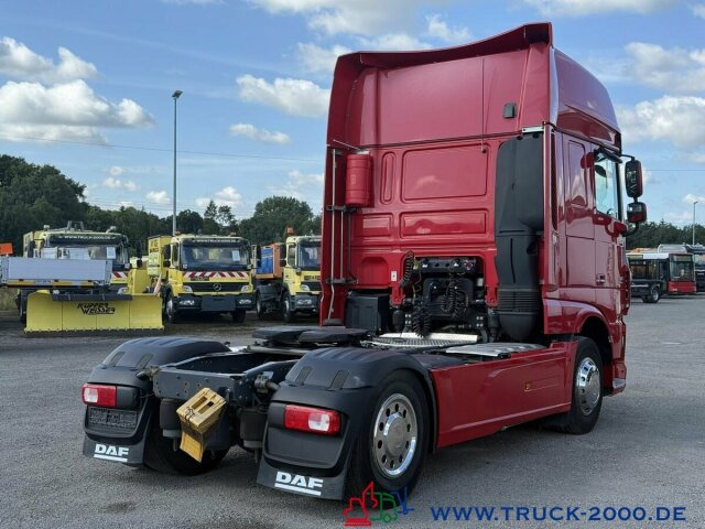 DAF XF 460 FT Super Space Cab 2 Betten + Kühlschrank - 트랙터 유닛 : 사진 4 DAF XF 460 FT Super Space Cab 2 Betten + Kühlschrank - 트랙터 유닛 : 사진 4