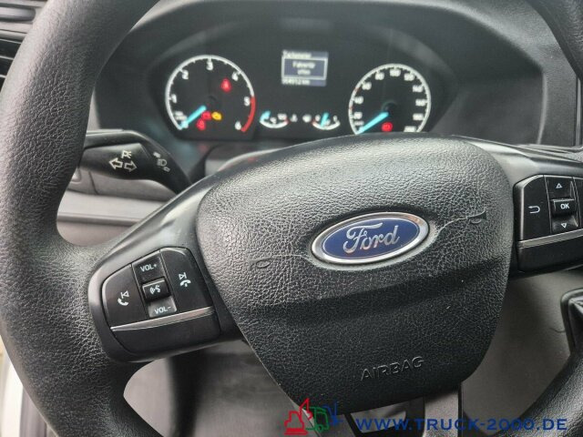Ford Transit Custom 2.0 TDCi EURO 6 DAB Nur 95 TKM - 승합차 : 사진 4 Ford Transit Custom 2.0 TDCi EURO 6 DAB Nur 95 TKM - 승합차 : 사진 4