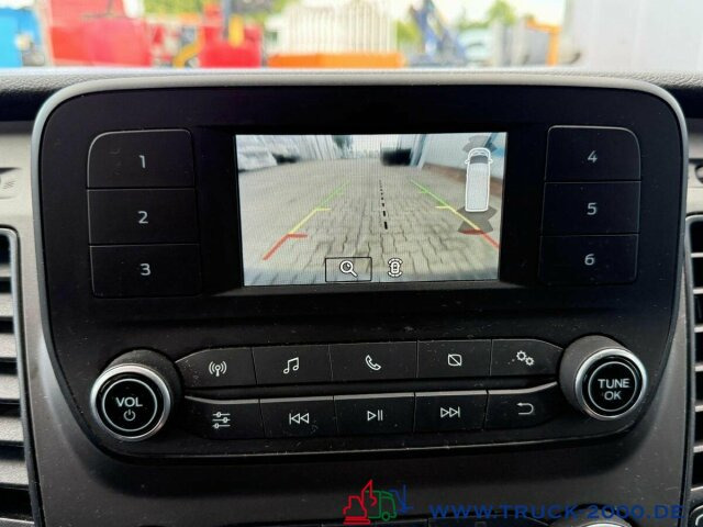 Ford Transit Custom Lang Trend 3Sitzer + Klima + DAB - 소형 밴 : 사진 4 Ford Transit Custom Lang Trend 3Sitzer + Klima + DAB - 소형 밴 : 사진 4