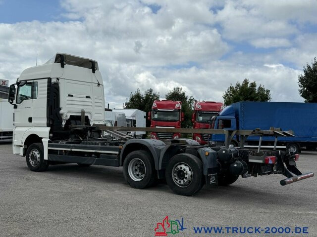 MAN TGX 26.480 XLX Haus Bett hydr Hub Multi Wechsler - 컨테이너 운반 장치/ 스와프 보디 트럭 : 사진 2 MAN TGX 26.480 XLX Haus Bett hydr Hub Multi Wechsler - 컨테이너 운반 장치/ 스와프 보디 트럭 : 사진 2