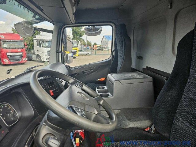 Mercedes-Benz Atego 1221 Koffer Ladebordwand 1.5t. seitl. Tür - 박스 트럭 : 사진 5 Mercedes-Benz Atego 1221 Koffer Ladebordwand 1.5t. seitl. Tür - 박스 트럭 : 사진 5