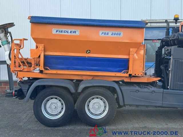 Multicar M30 6x4 3 Achsen Winterdienst Schild +Streuer - 밴 : 사진 3 Multicar M30 6x4 3 Achsen Winterdienst Schild +Streuer - 밴 : 사진 3