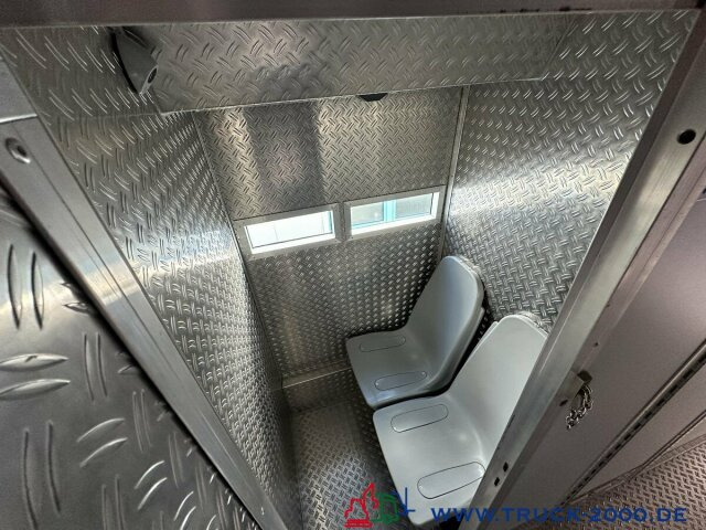 Setra Gefangentransporter 15 Zellen-29 Gefangenenbus - 버스 : 사진 5 Setra Gefangentransporter 15 Zellen-29 Gefangenenbus - 버스 : 사진 5