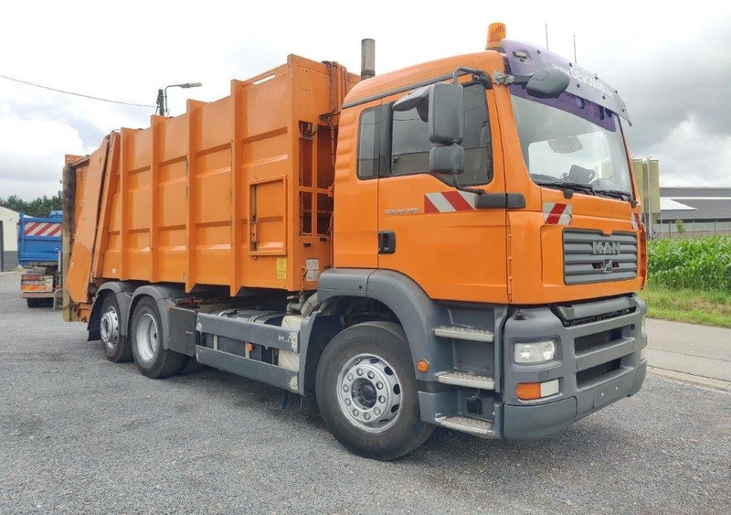 MAN TGA 26.320 6x2 garbage truck ZOELLER - 쓰레기차 : 사진 2 MAN TGA 26.320 6x2 garbage truck ZOELLER - 쓰레기차 : 사진 2