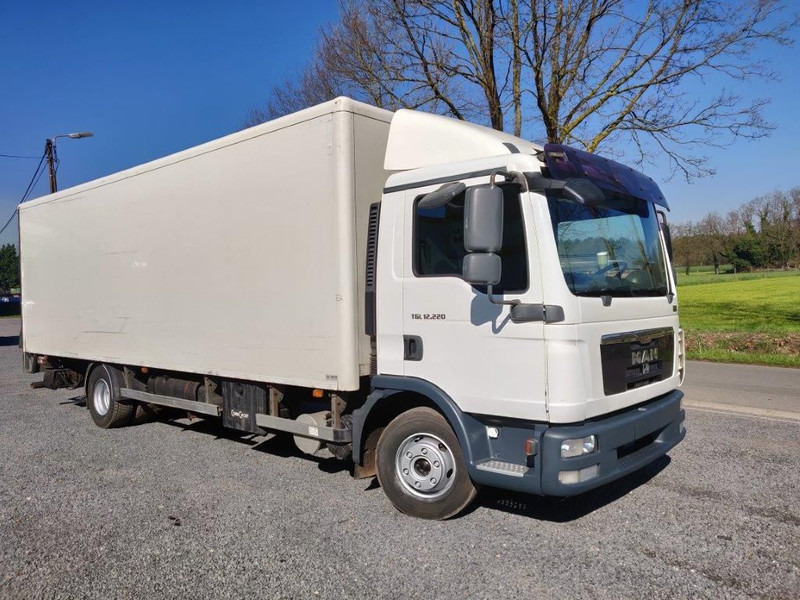 MAN TGL 12.220 TGL 12.220 bakwagen met laadklep euro5 - 박스 트럭 : 사진 2 MAN TGL 12.220 TGL 12.220 bakwagen met laadklep euro5 - 박스 트럭 : 사진 2