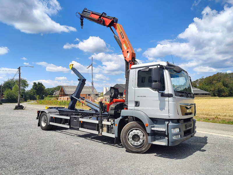 MAN TGM 18.290 4x2 Euro 6 + Crane Palfinger PK15500 - 후크 리프트 트럭, 크레인 트럭 : 사진 2 MAN TGM 18.290 4x2 Euro 6 + Crane Palfinger PK15500 - 후크 리프트 트럭, 크레인 트럭 : 사진 2
