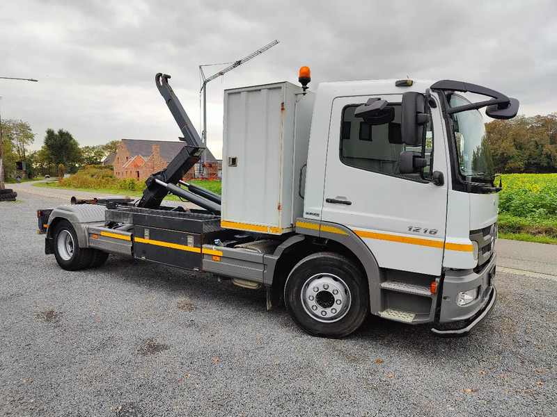 Mercedes-Benz Atego 1218 Containersystem / Hooklift Hyvalift - 후크 리프트 트럭 : 사진 2 Mercedes-Benz Atego 1218 Containersystem / Hooklift Hyvalift - 후크 리프트 트럭 : 사진 2