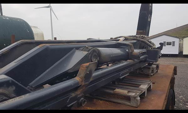 Atlas 25 TON - 후크 리프트/ 스킵 로더 시스템 : 사진 2 Atlas 25 TON - 후크 리프트/ 스킵 로더 시스템 : 사진 2