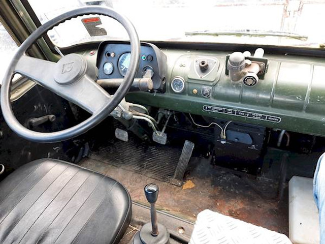 Bedford MJP2 4X4 - 캡 새시 트럭 : 사진 5 Bedford MJP2 4X4 - 캡 새시 트럭 : 사진 5