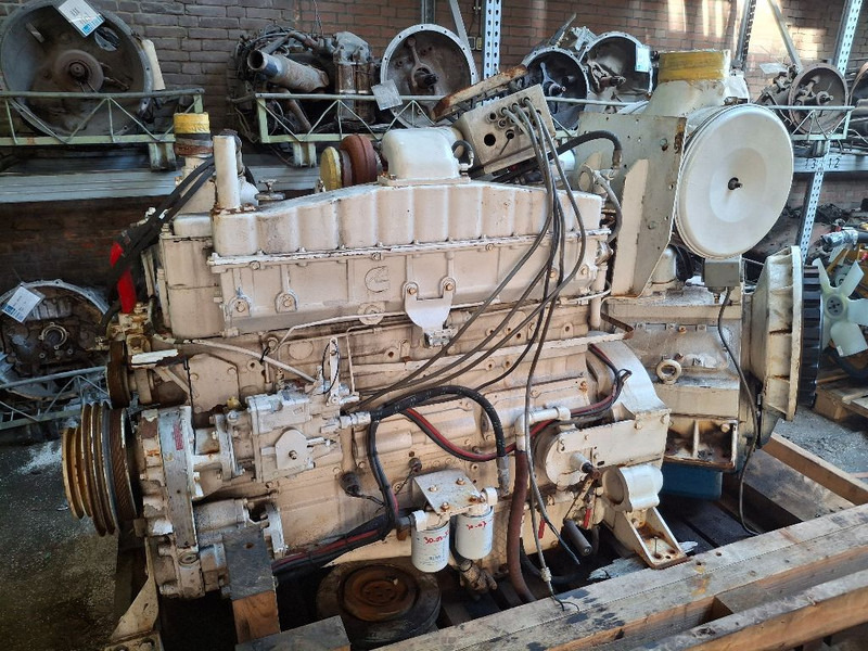 Cummins NTA-855-M - 엔진 : 사진 2 Cummins NTA-855-M - 엔진 : 사진 2