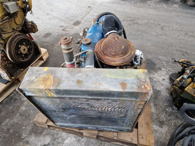 Ford F2 6015 - 엔진 : 사진 5 Ford F2 6015 - 엔진 : 사진 5