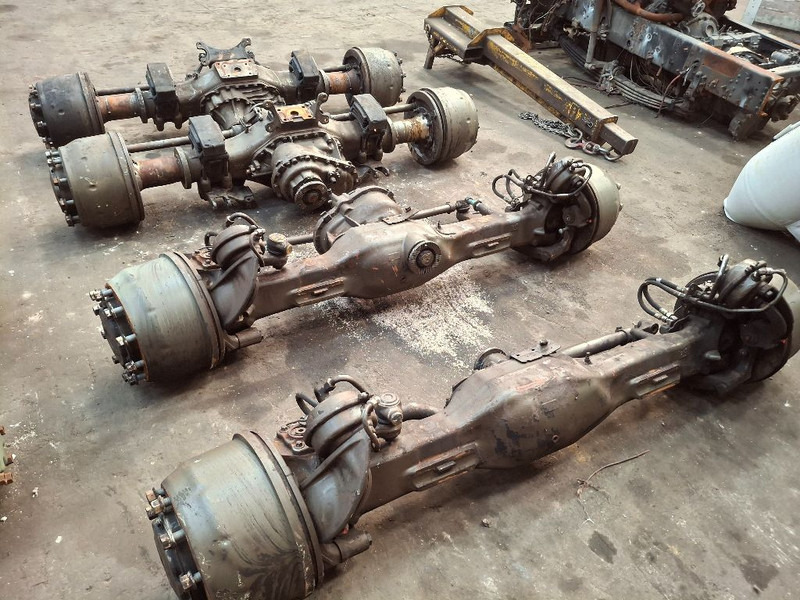 MAN KAT 8x8 complete AXLE SET - 차축 및 부품 : 사진 1 MAN KAT 8x8 complete AXLE SET - 차축 및 부품 : 사진 1