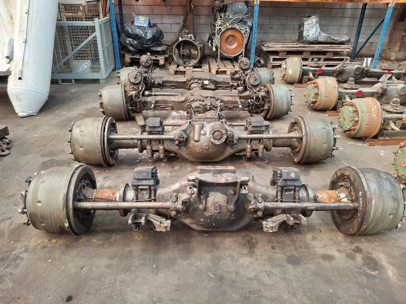 MAN KAT 8x8 complete AXLE SET - 차축 및 부품 : 사진 1 MAN KAT 8x8 complete AXLE SET - 차축 및 부품 : 사진 1