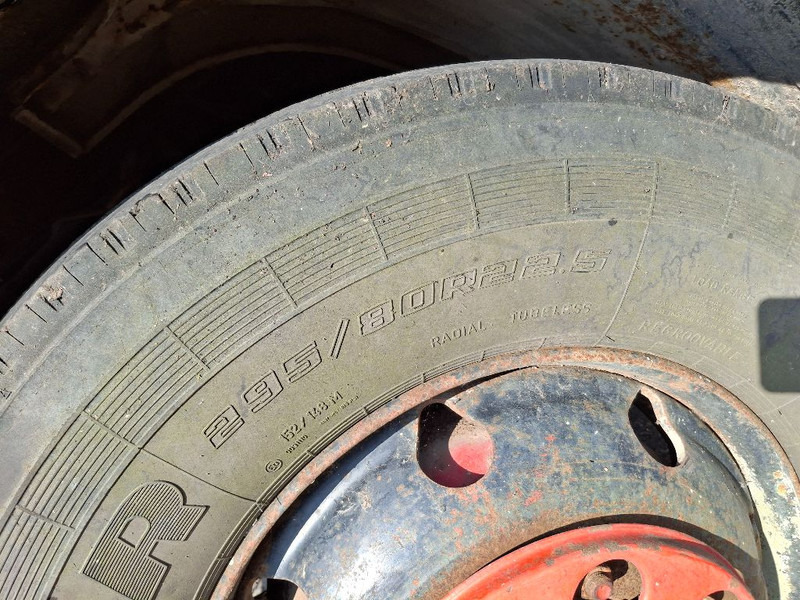 Mercedes-Benz 1113 - 캡 새시 트럭 : 사진 3 Mercedes-Benz 1113 - 캡 새시 트럭 : 사진 3