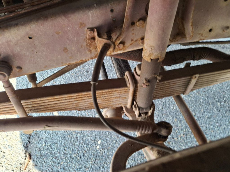 Mercedes-Benz 1113 - 캡 새시 트럭 : 사진 5 Mercedes-Benz 1113 - 캡 새시 트럭 : 사진 5