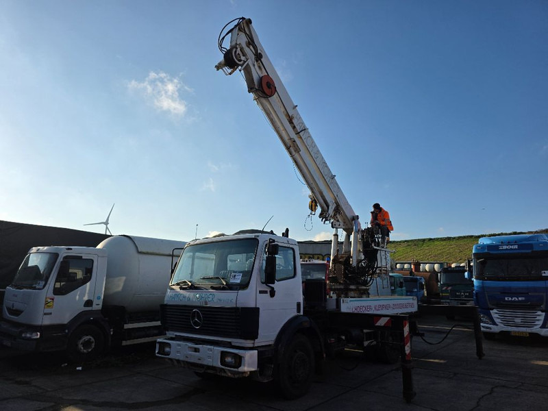 Mercedes-Benz 1722K - 크레인 트럭 : 사진 2 Mercedes-Benz 1722K - 크레인 트럭 : 사진 2