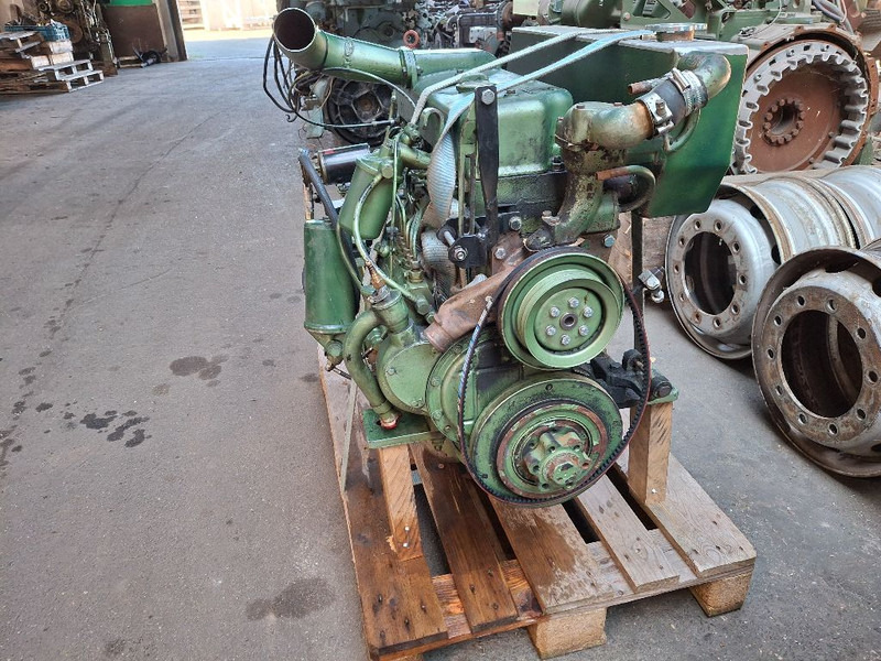 Mercedes-Benz OM352 - 엔진 : 사진 2 Mercedes-Benz OM352 - 엔진 : 사진 2