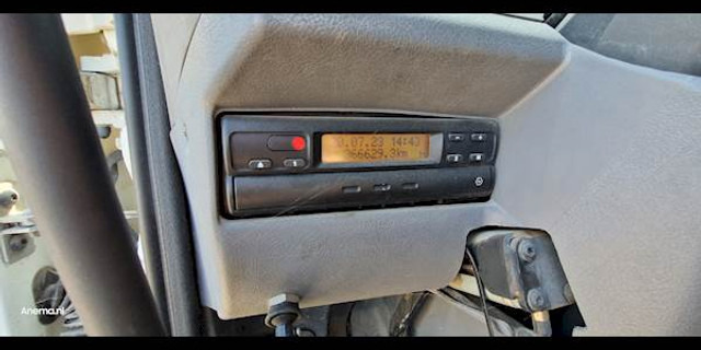 Renault MIDLUM 220 GAS / LPG - 유조트럭 : 사진 4 Renault MIDLUM 220 GAS / LPG - 유조트럭 : 사진 4