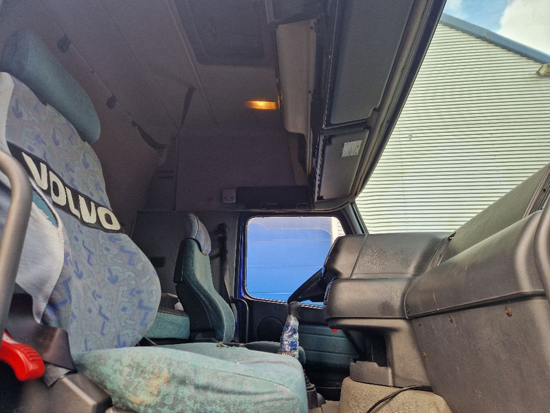 Volvo FH 12 380 - 커튼사이더 트럭 : 사진 3 Volvo FH 12 380 - 커튼사이더 트럭 : 사진 3