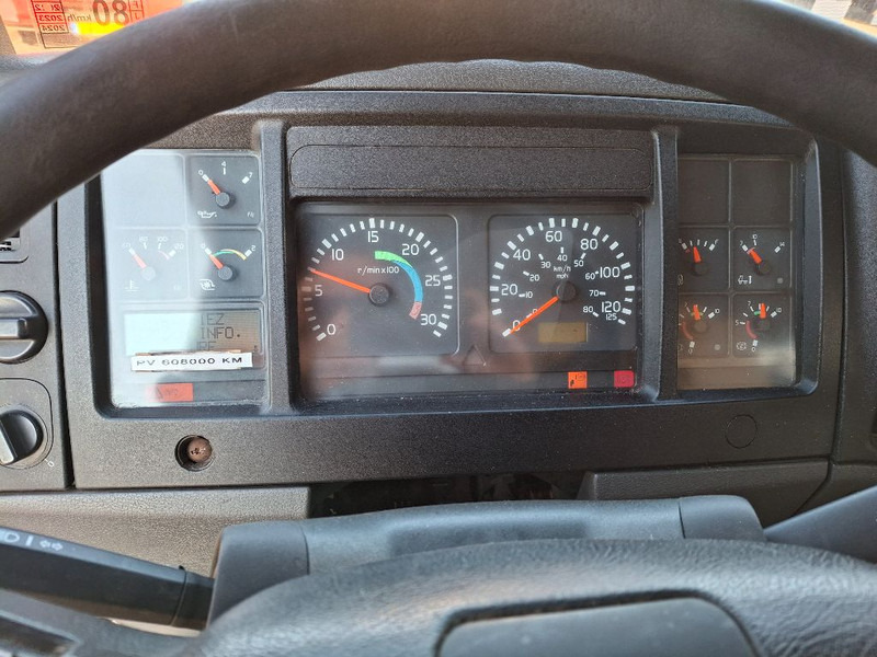 Volvo FL 250 GAS / LPG - 유조트럭 : 사진 4 Volvo FL 250 GAS / LPG - 유조트럭 : 사진 4