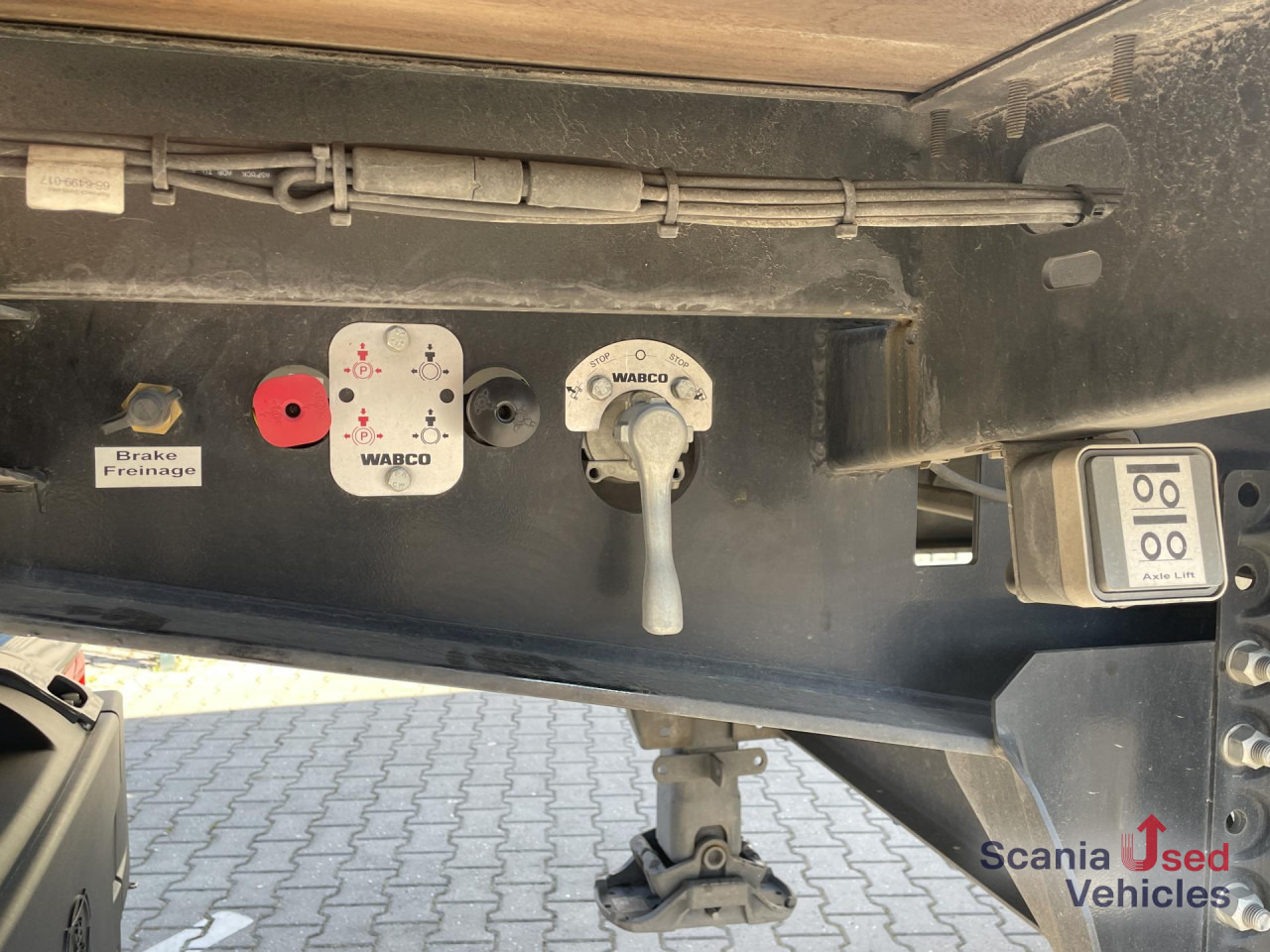 PACTON PACTON TPL.342 CB LIFT AXLE KINETIC 13R-3X CRANE - 드롭사이드/ 플랫베드 트레일러 : 사진 3 PACTON PACTON TPL.342 CB LIFT AXLE KINETIC 13R-3X CRANE - 드롭사이드/ 플랫베드 트레일러 : 사진 3