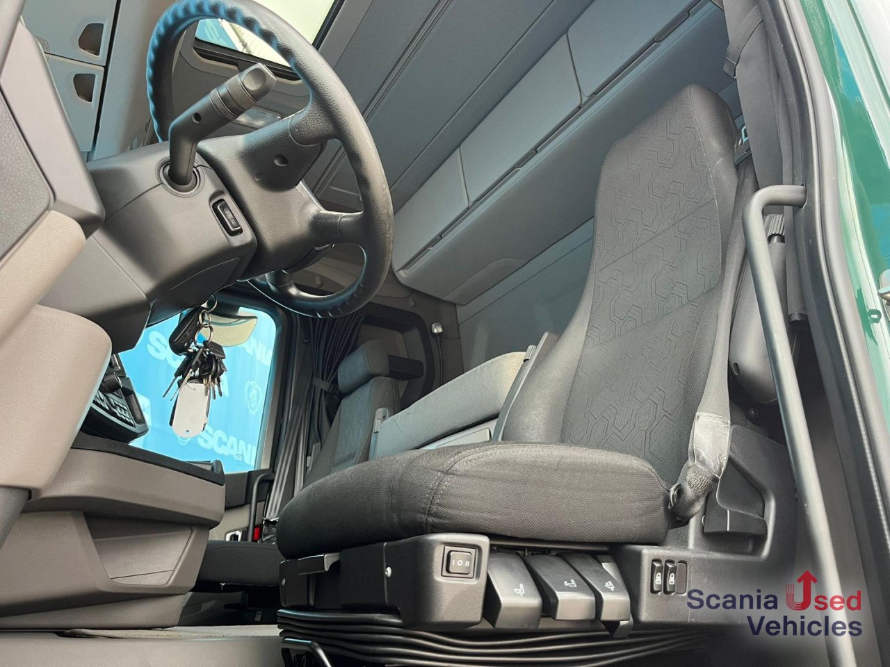 SCANIA R 410 A4x2NA RETARDER ADR FL LED ACC - 트랙터 유닛 : 사진 2 SCANIA R 410 A4x2NA RETARDER ADR FL LED ACC - 트랙터 유닛 : 사진 2