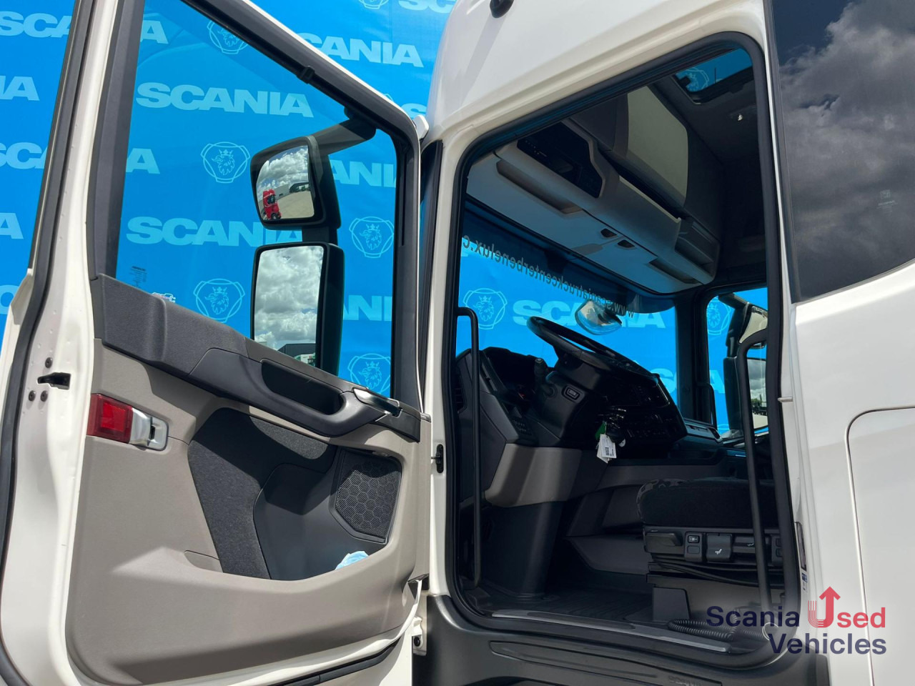 SCANIA R 450 A4x2EB RETARDER MEGA / VOLUME DIFF-L 8T PTOV - 트랙터 유닛 : 사진 2 SCANIA R 450 A4x2EB RETARDER MEGA / VOLUME DIFF-L 8T PTOV - 트랙터 유닛 : 사진 2