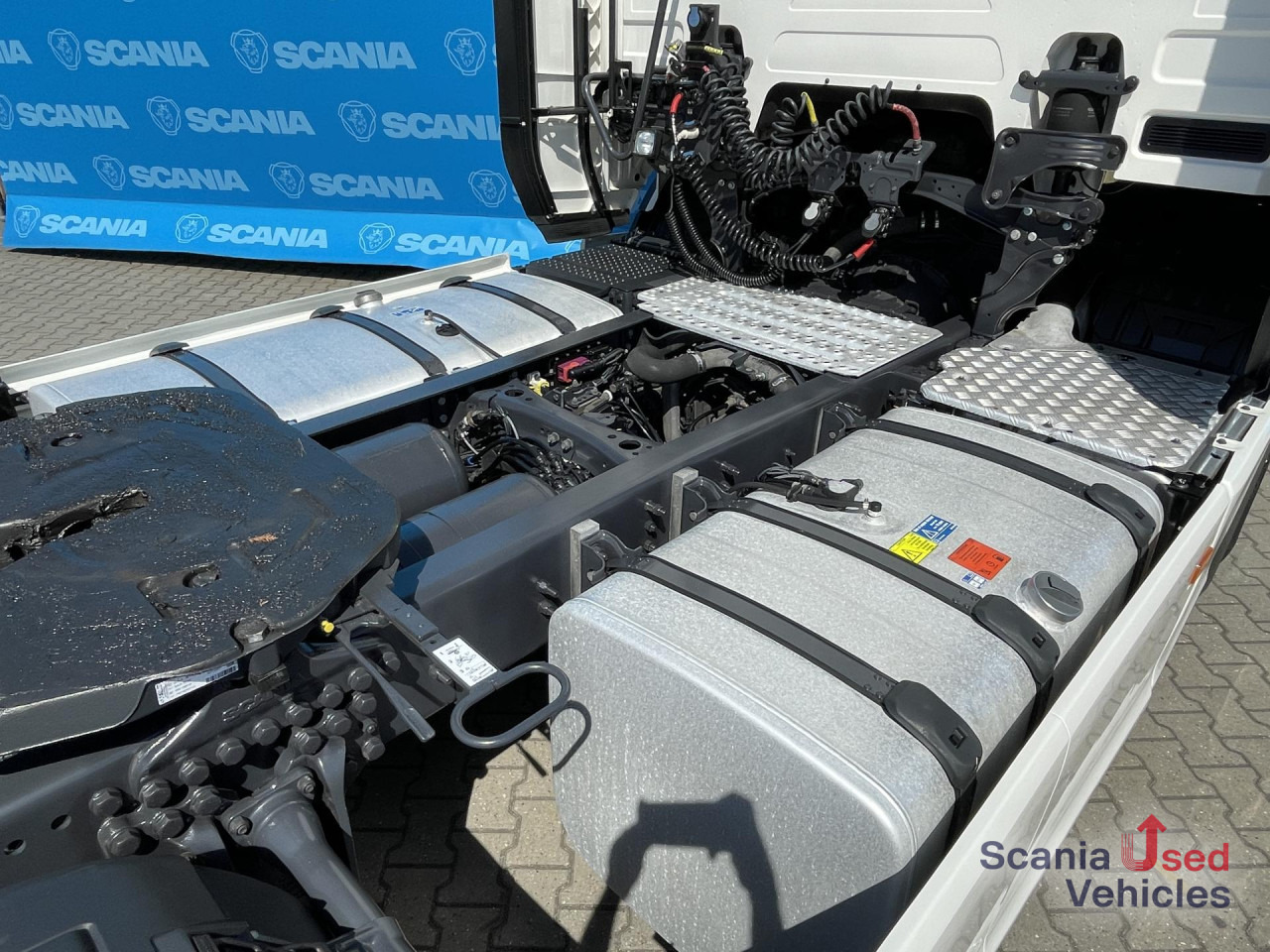 SCANIA R 450 A4x2NA DIFF-L RETARDER ACC 2X TANK - 트랙터 유닛 : 사진 2 SCANIA R 450 A4x2NA DIFF-L RETARDER ACC 2X TANK - 트랙터 유닛 : 사진 2