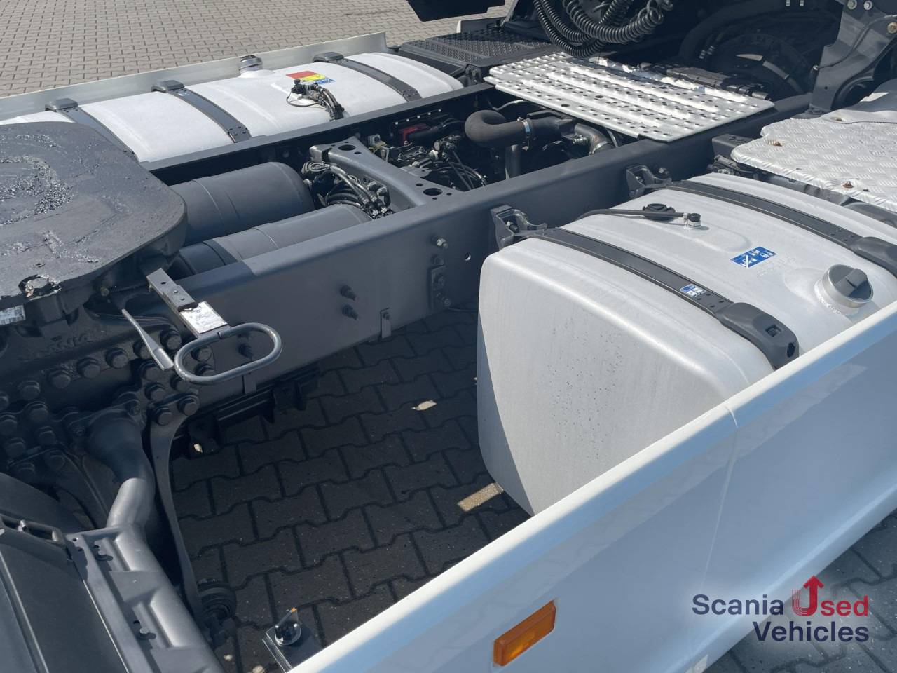 SCANIA R 450 A4x2NA DIFF-L RETARDER ACC SMART 2 - 트랙터 유닛 : 사진 2 SCANIA R 450 A4x2NA DIFF-L RETARDER ACC SMART 2 - 트랙터 유닛 : 사진 2
