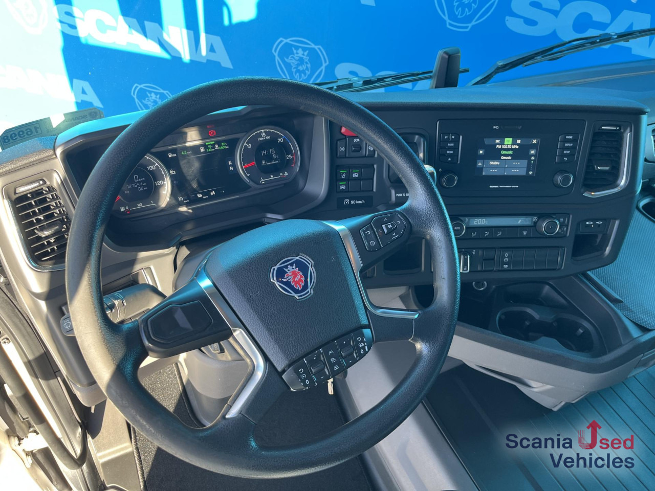 SCANIA R 450 A4x2NA RETARDER 8T DIFF-L SMART2 - 트랙터 유닛 : 사진 3 SCANIA R 450 A4x2NA RETARDER 8T DIFF-L SMART2 - 트랙터 유닛 : 사진 3