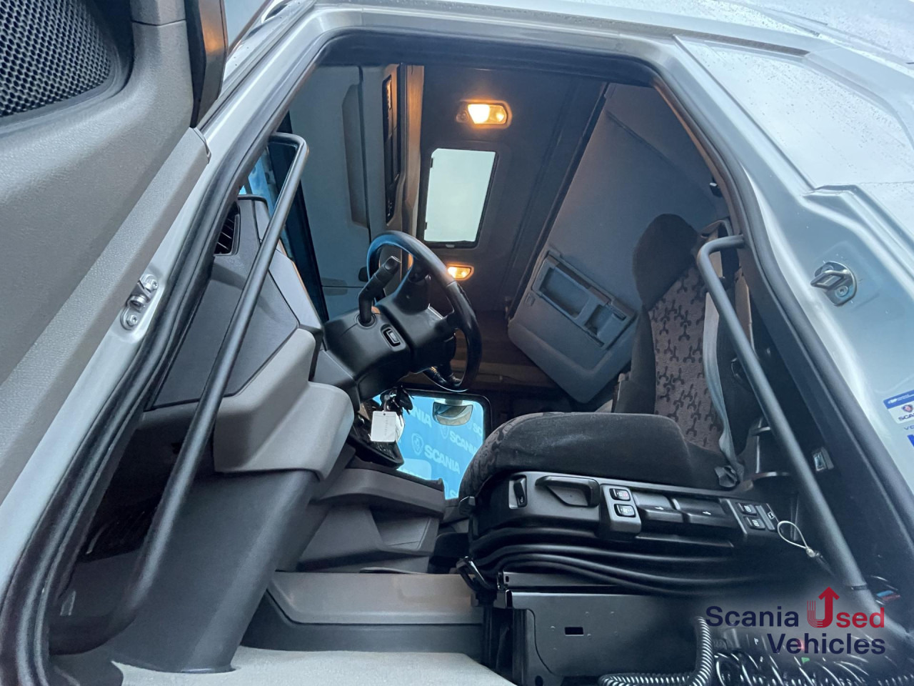 SCANIA R 500 A4x2NB RETARDER FULL AIR P-AIRCO HYDRO 9T - 트랙터 유닛 : 사진 5 SCANIA R 500 A4x2NB RETARDER FULL AIR P-AIRCO HYDRO 9T - 트랙터 유닛 : 사진 5