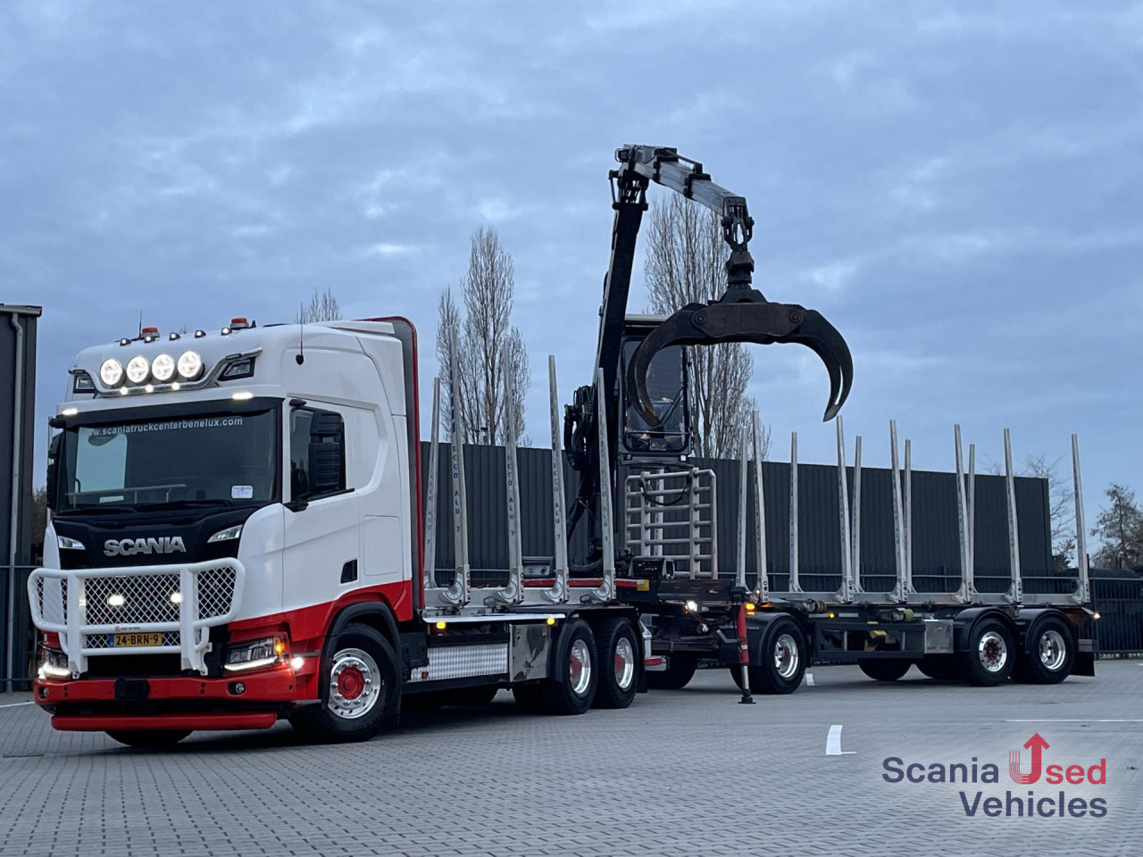 SCANIA R 650 B6x4NB RETARDER V8 WOOD KESLA 2112T CRANE - 목재 트럭, 크레인 트럭 : 사진 1 SCANIA R 650 B6x4NB RETARDER V8 WOOD KESLA 2112T CRANE - 목재 트럭, 크레인 트럭 : 사진 1