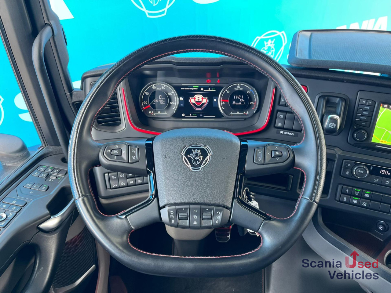 SCANIA S 590 A4x2NB V8 RETARDER 8T FULL AIR DIFF-LOCK - 트랙터 유닛 : 사진 5 SCANIA S 590 A4x2NB V8 RETARDER 8T FULL AIR DIFF-LOCK - 트랙터 유닛 : 사진 5