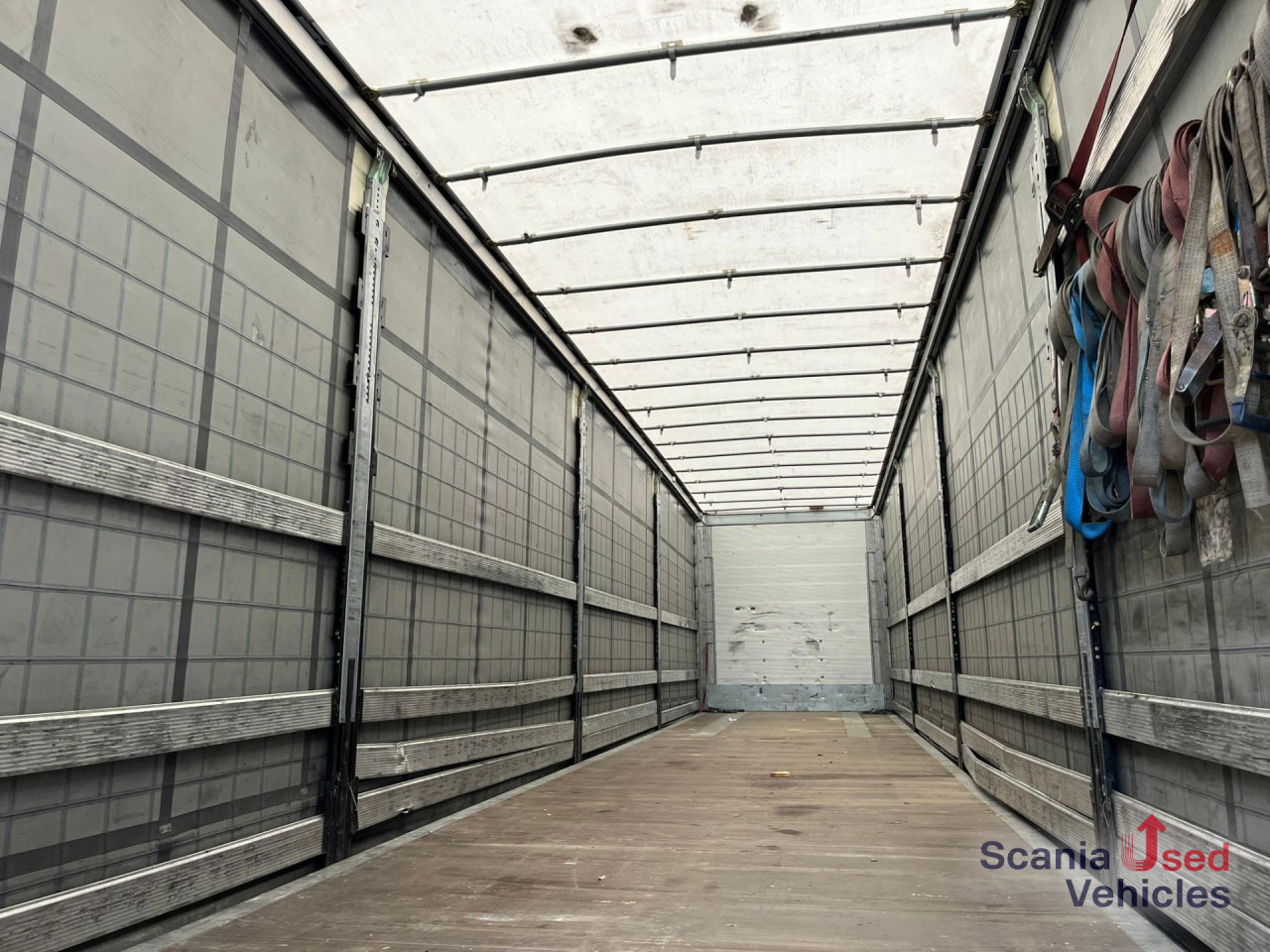 SCHMITZ SCHMITZ CURTAINSIDER EDSCHA TILT 2 LIFT AXLES - 커튼사이더 세미 트레일러 : 사진 3 SCHMITZ SCHMITZ CURTAINSIDER EDSCHA TILT 2 LIFT AXLES - 커튼사이더 세미 트레일러 : 사진 3