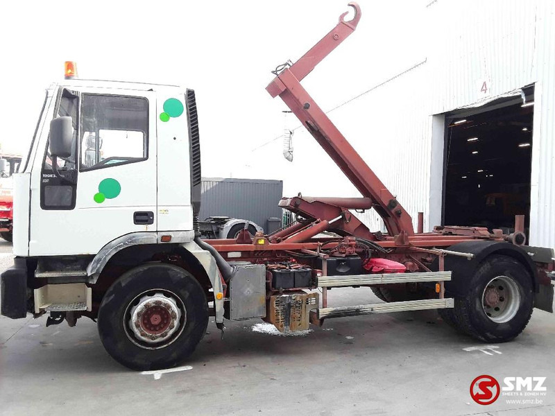 Iveco Eurotrakker 190 E 30 manual pump - 후크 리프트 트럭 : 사진 5 Iveco Eurotrakker 190 E 30 manual pump - 후크 리프트 트럭 : 사진 5