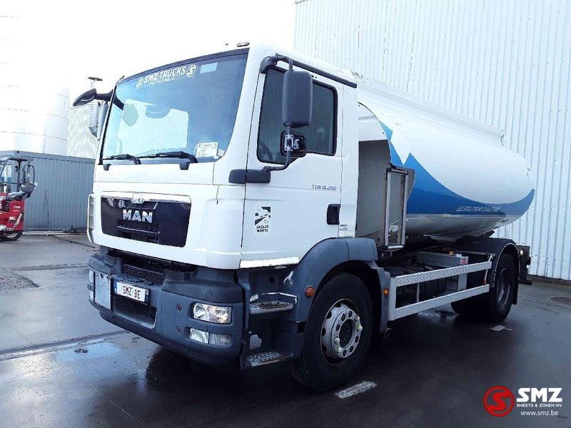 MAN TGM 18.290 13500L 4 Compartments - 유조트럭 : 사진 2 MAN TGM 18.290 13500L 4 Compartments - 유조트럭 : 사진 2