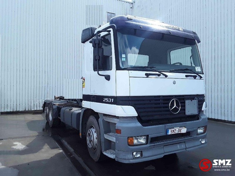 Mercedes-Benz Actros 2531 francais - 캡 새시 트럭 : 사진 1 Mercedes-Benz Actros 2531 francais - 캡 새시 트럭 : 사진 1